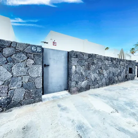 Cozy Bungalow Next To The Beach Holiday home *